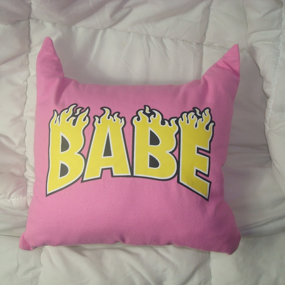 cat throw pillow - Picture 7 of 8